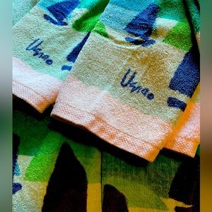 Vintage Vera Neumann Sailboat towel set
